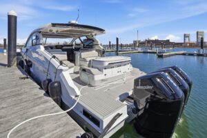 2026 Cruisers Yachts 50 GLS for sale - photo 5