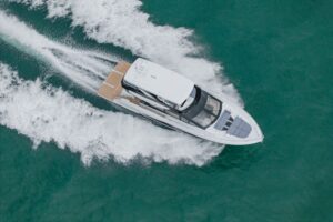2026 Cruisers Yachts 57 Fly for sale - photo 6