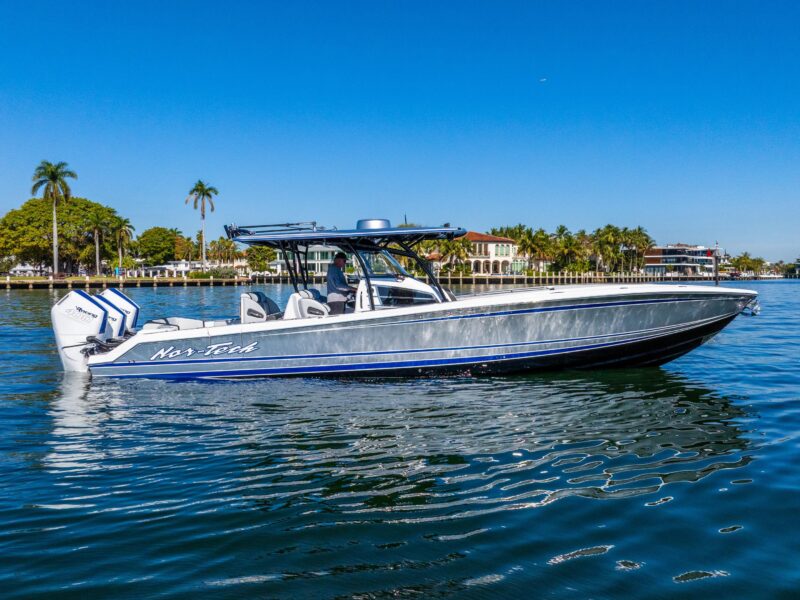 2026 Nor-Tech 390 Sport Center Console