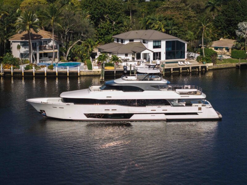 2026 Ocean Alexander 37L