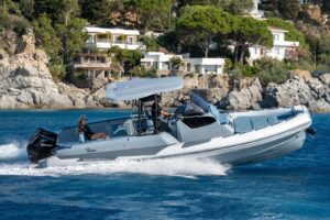 2026 Ranieri Cayman 33 Executive for sale - photo 2