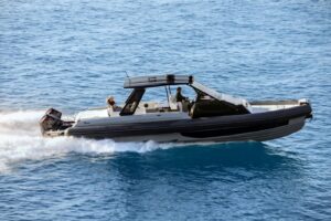 2026 Ranieri CAYMAN 45.0 Cruiser for sale - photo 3