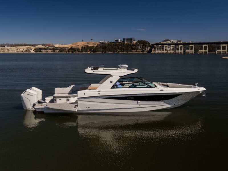2026 Sea Ray SLX 400 Outboard