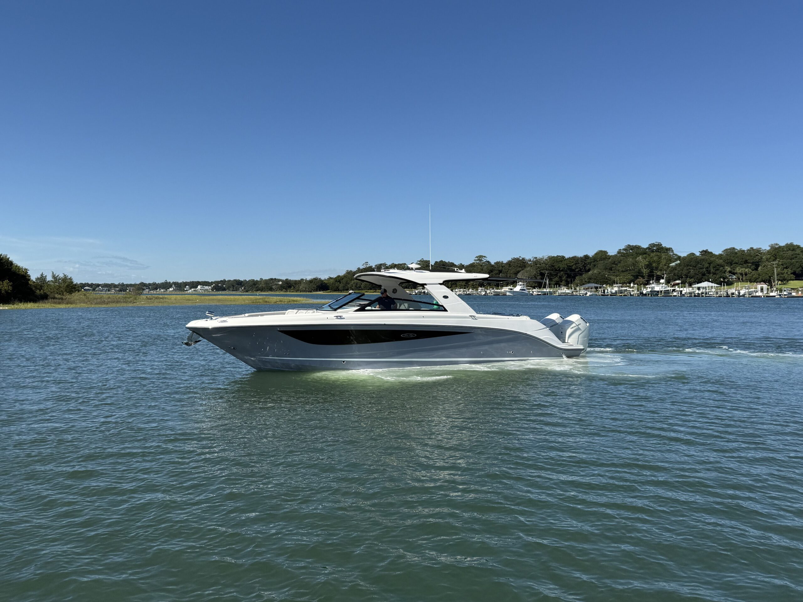 2026 Sea Ray SLX 400 Outboard for sale