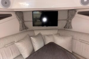 2026 Sea Ray Sundancer 320 for sale - photo 8
