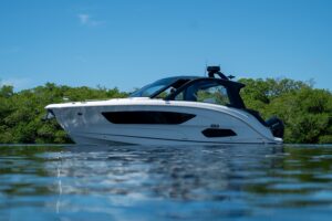 2026 Sea Ray Sundancer 370 Outboard for sale - photo 3