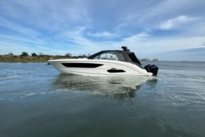 2026 Sea Ray Sundancer 370 Outboard for sale - photo 3