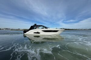 2026 Sea Ray Sundancer 370 Outboard for sale - photo 8