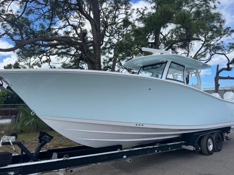 2026 Sportsman Open 352 Center Console
