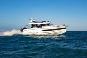 2026 Wellcraft 38 Explorer for sale - photo 2