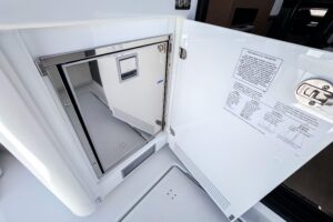 2026 Wellcraft 44 Explorer for sale - photo 7