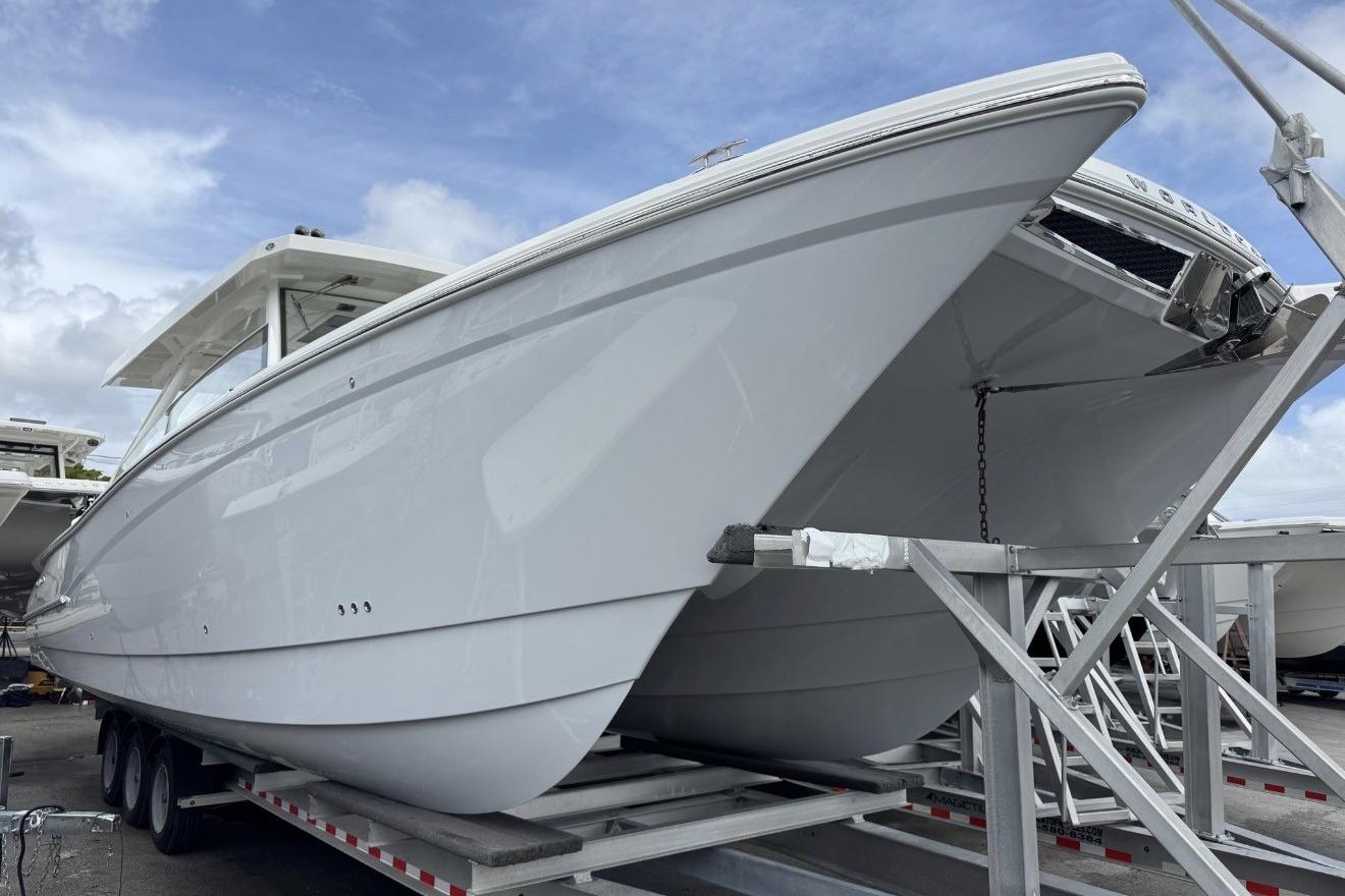 2026 World Cat 400 DC-X Island for sale