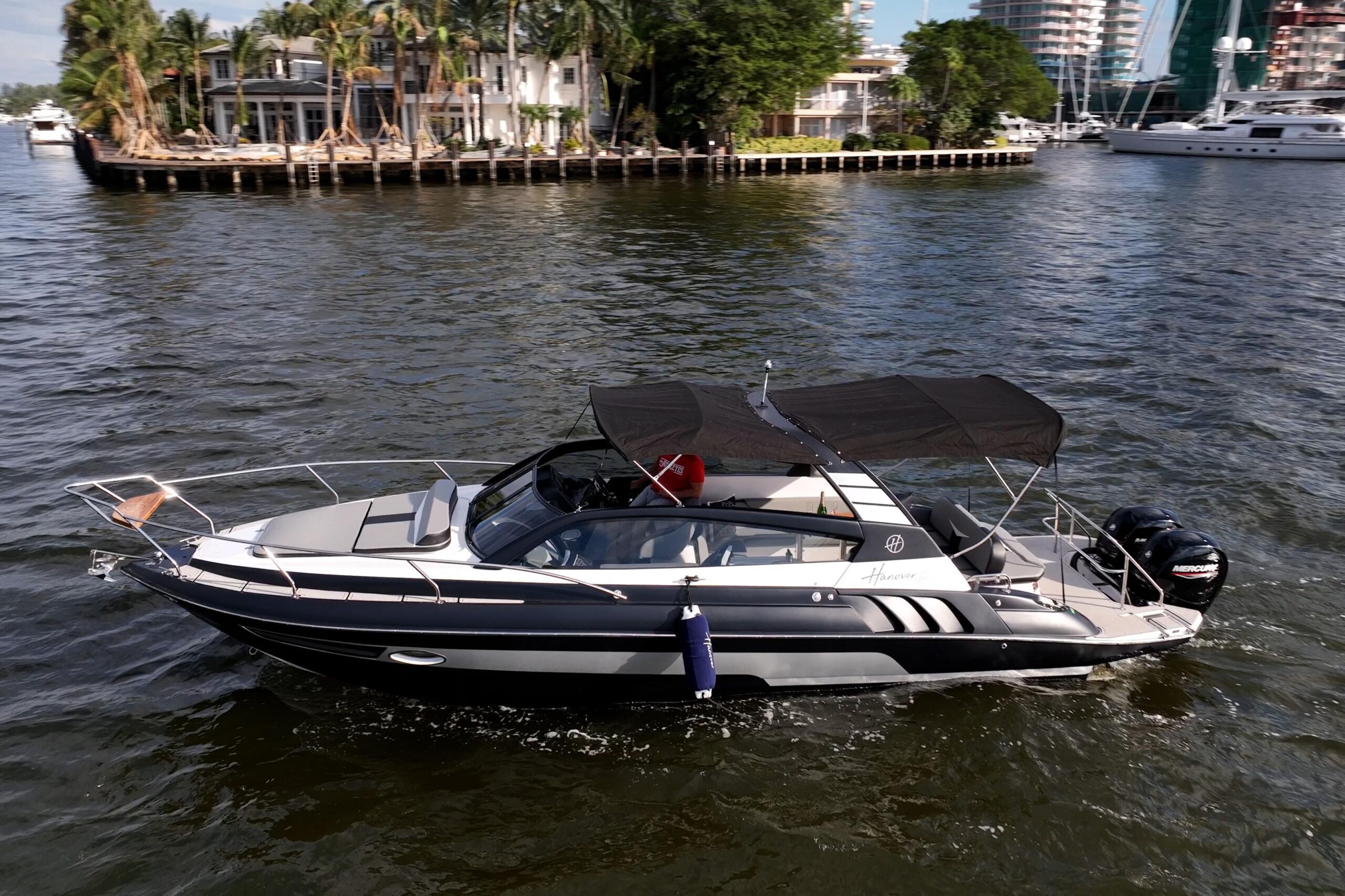 2027 Hanover 305 for sale