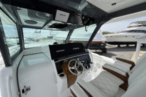 2027 HCB 48 Campeon for sale - photo 8