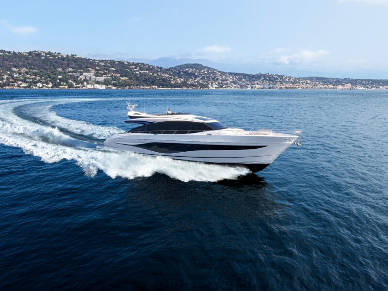 2027 Princess S80
