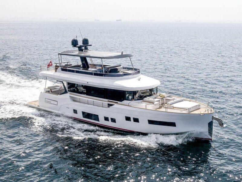 2027 Sirena 68