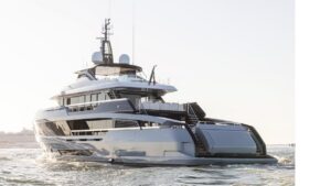 2028 Ocean King Doge 400 for sale - photo 2