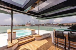 2028 Ocean King Ducale 120 for sale - photo 4