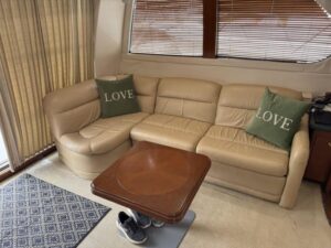 2000 Carver 450 Voyager Pilothouse for sale - photo 3