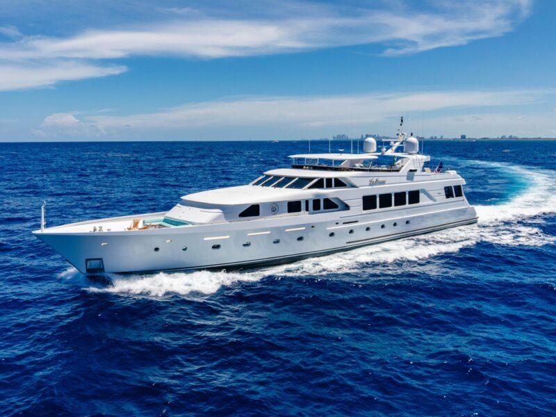 2000 Christensen Raised Pilothouse