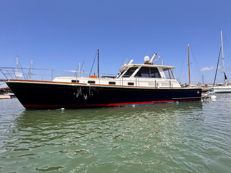 2000 Grand Banks 49 Eastbay SX
