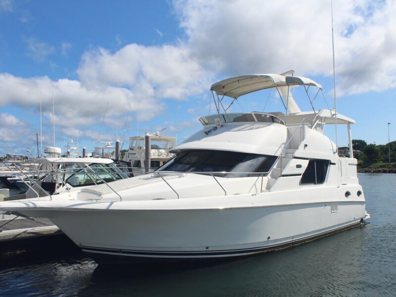 2000 Silverton 392 Motor Yacht