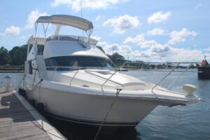 2000 Silverton 392 Motor Yacht for sale - photo 2