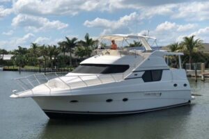2000 Silverton 453 Motor Yacht for sale - photo 2