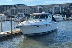 2000 Tiara Yachts 3500 Express for sale - photo 2