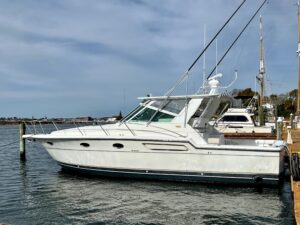 2000 Tiara Yachts 3700 Open for sale - photo 2