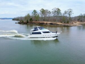 2001 Carver 570 Voyager Pilothouse for sale - photo 3