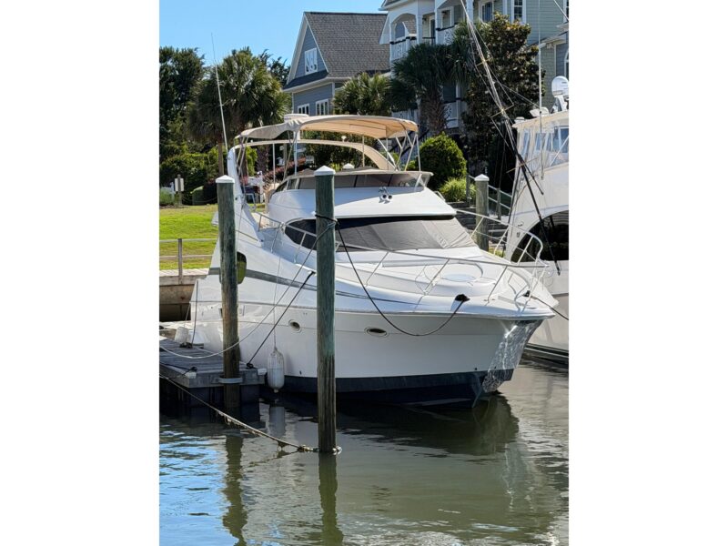 2001 Silverton 410 Sport Bridge