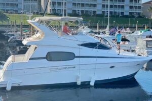 2001 Silverton 410 Sport Bridge for sale - photo 2