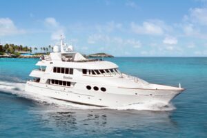 2001 Trinity Yachts Tri-Deck MY for sale - photo 2