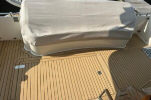 2002 Fairline Squadron 58 for sale - photo 8