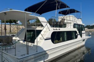 2002 Harbor Master 440 Widebody for sale