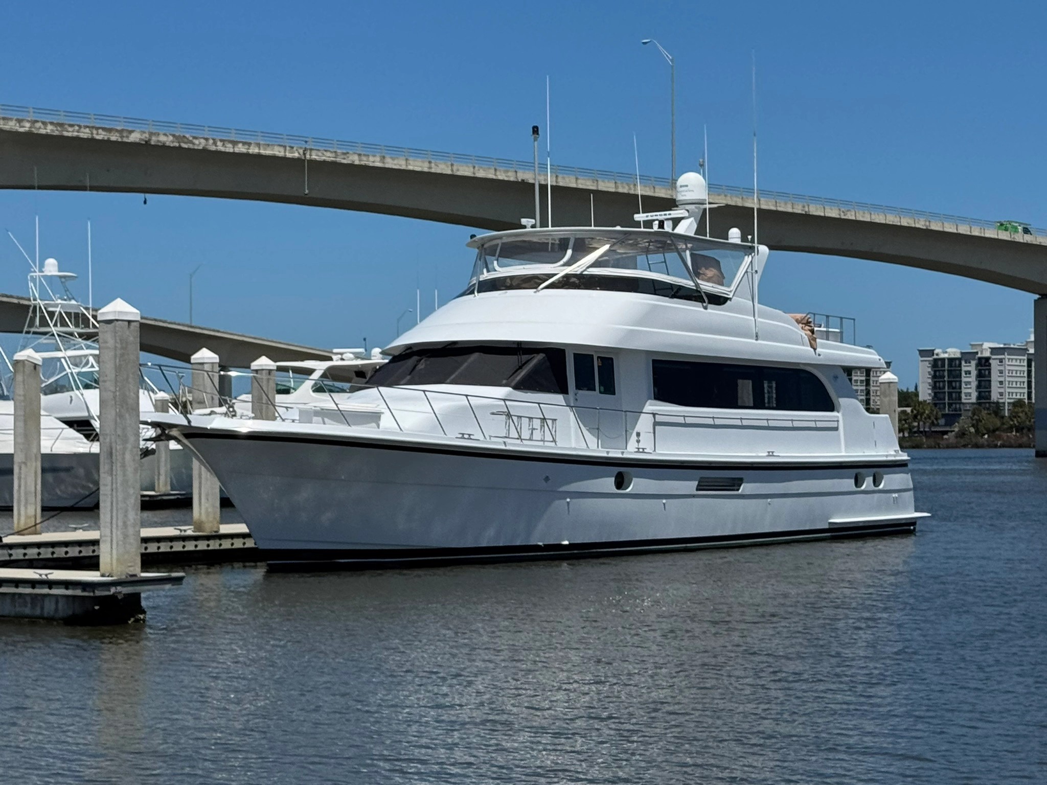 2002 Hatteras 75 MY for sale