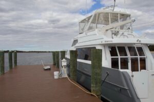 2002 McKinna 57 Pilothouse for sale - photo 2