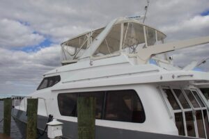 2002 McKinna 57 Pilothouse for sale - photo 6