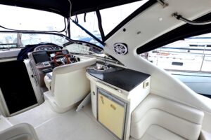 2002 Regal Commodore 4260 for sale - photo 8