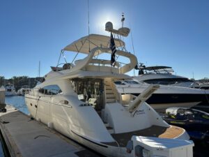 2003 Aicon 56 Flybridge for sale - photo 5