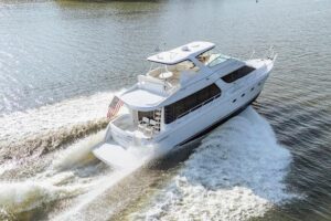 2003 Carver 570 Voyager Pilothouse for sale - photo 2