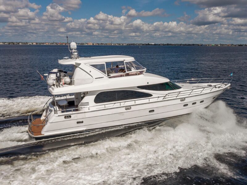2003 Horizon 64