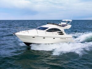2004 Azimut 39 Flybridge for sale