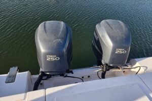 2004 Grady-White Express 330 for sale - photo 8