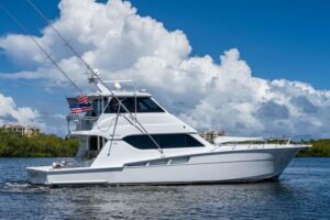 2004 Hatteras Enclosed Bridge for sale - photo 2