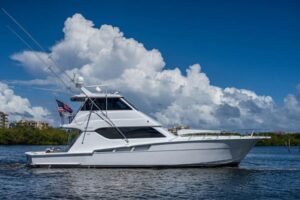 2004 Hatteras Enclosed Bridge for sale - photo 4