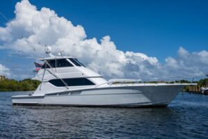 2004 Hatteras Enclosed Bridge for sale - photo 5