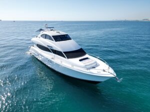 2004 Lazzara Skylounge for sale - photo 2