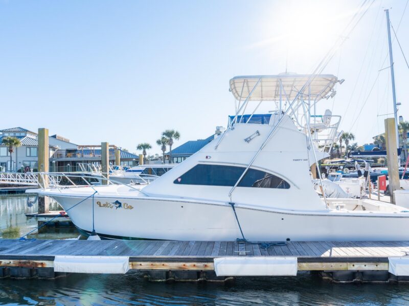 2004 Luhrs 36 Convertible